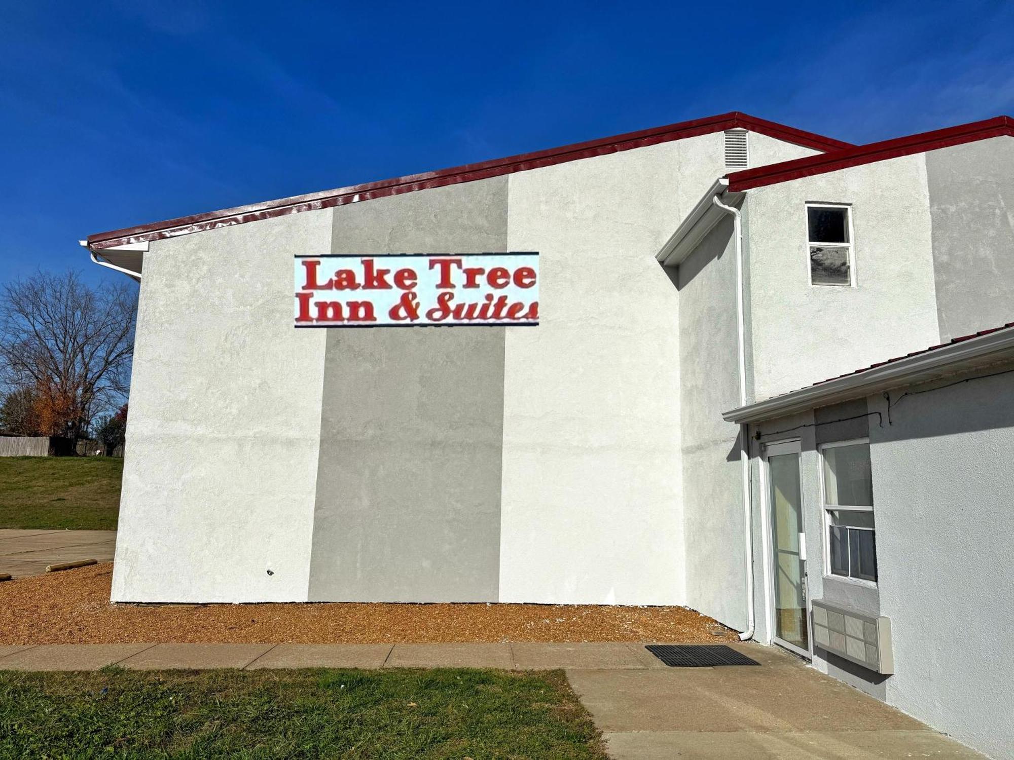Lake Tree Inn & Suites Marion Bagian luar foto