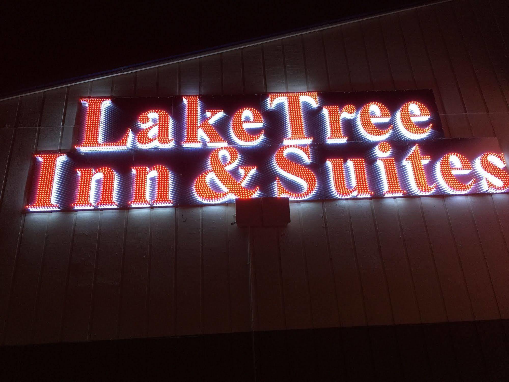 Lake Tree Inn & Suites Marion Bagian luar foto